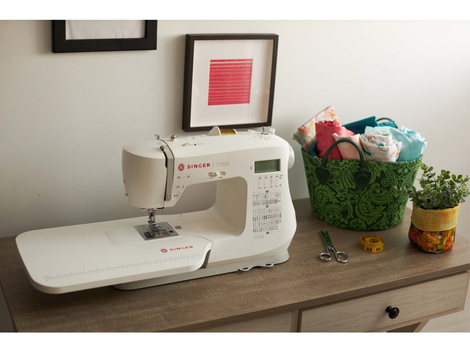 Singer symaskin C7225 -B-Grade Demo hem & hushåll