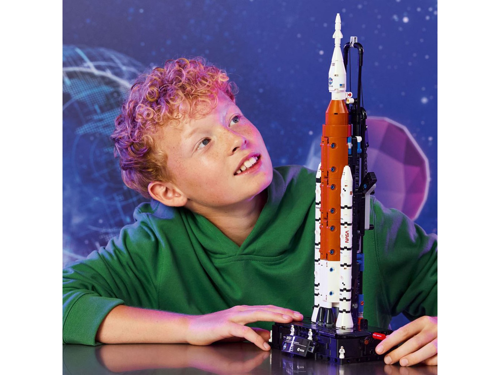 LEGO Technic NASA Artemis Space Launch System raket 42221 LEGO