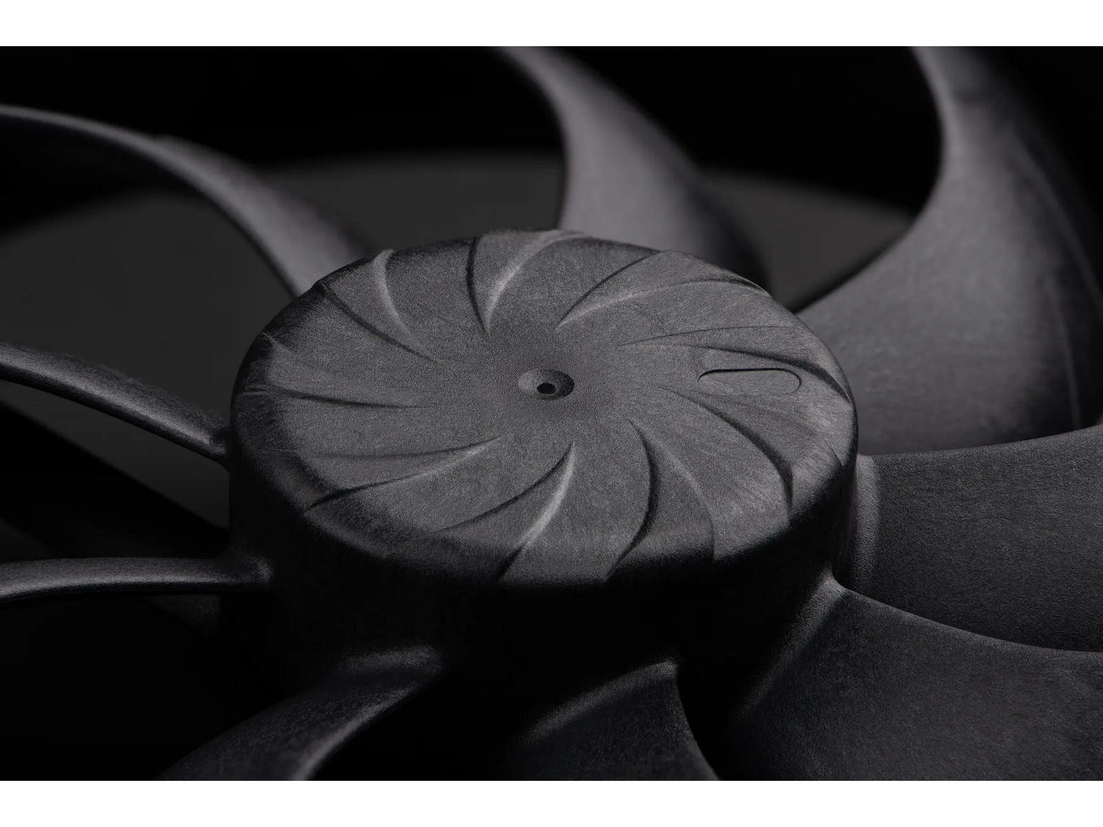 Noctua NF-A14x25r G2 PWM chromax.black Fläkt Fläkt