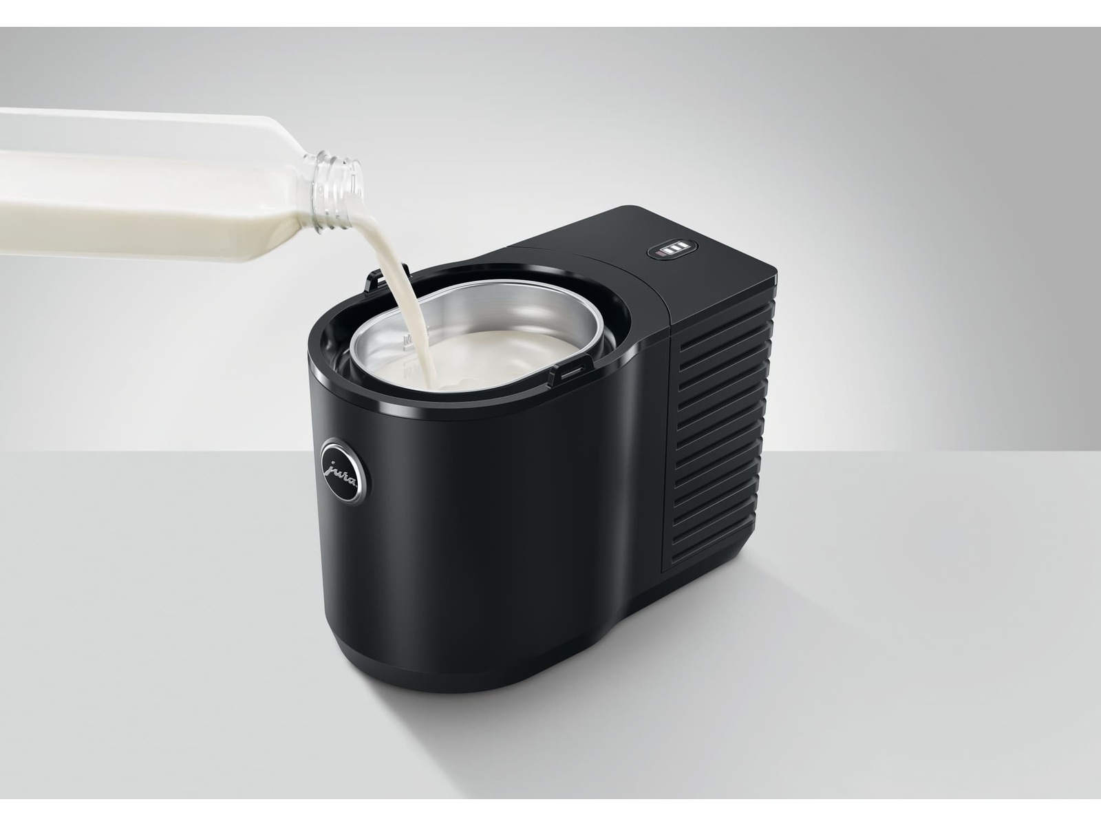 JURA Cool Control 1 liter (svart) Mjölkskummare och mjölkångare
