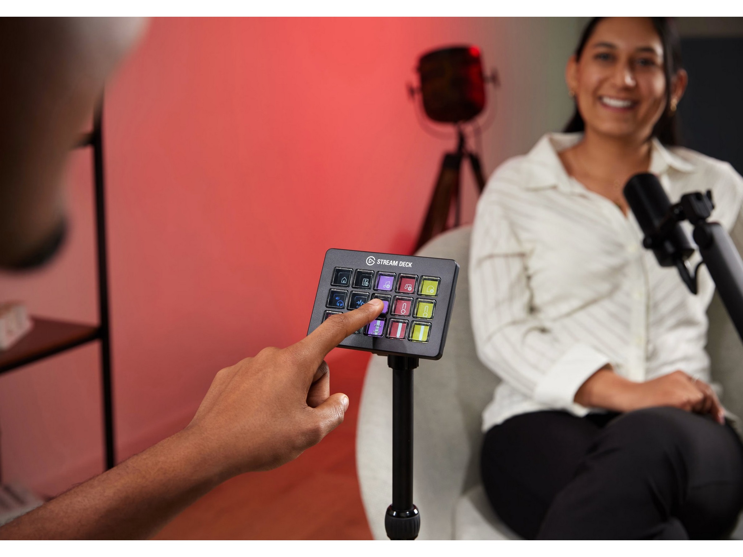 Elgato Stream Deck MK.2 Scissor Key Video & streaming