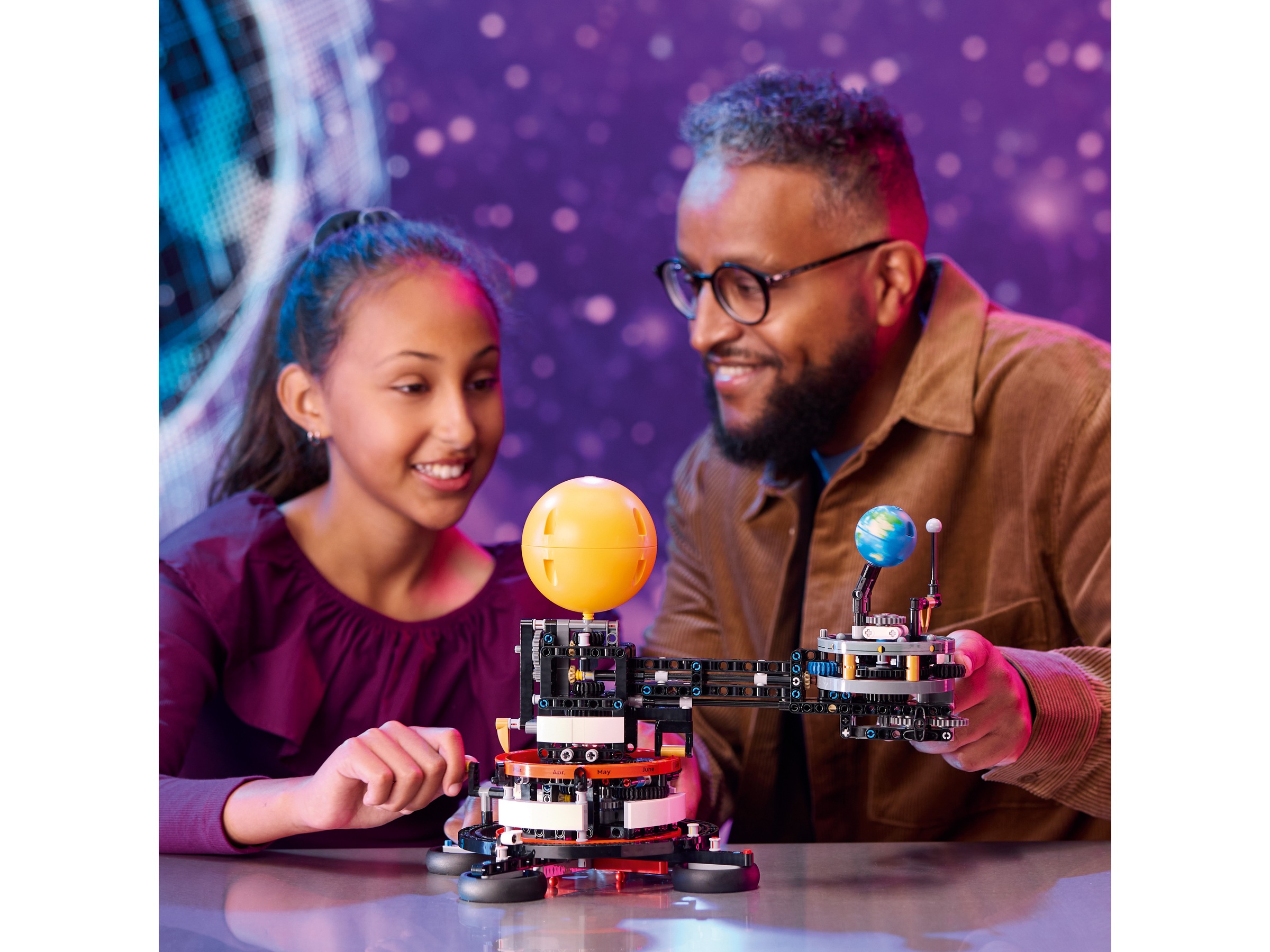 LEGO Technic jorden och månen 42179 LEGO