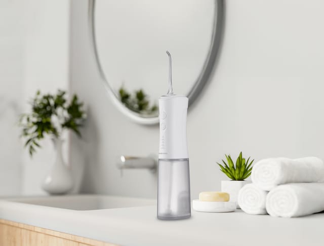 water flosser