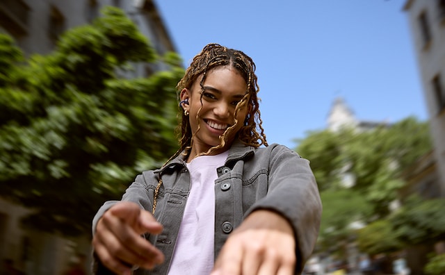 Dynamisk lyd med bassforsterker Dynamisk lyd med bassforsterker