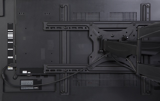 wallmount behind a tv