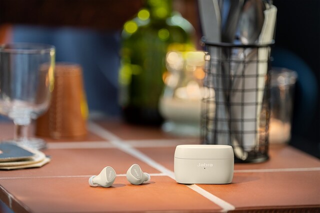 Jabra Elite 5 display 2 Jabra Elite 5 display 2