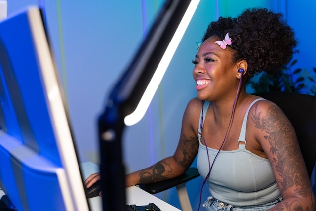 Logitech Litra Beam Premium Led lys til Streaming Logitech Litra Beam Premium Led lys til Streaming