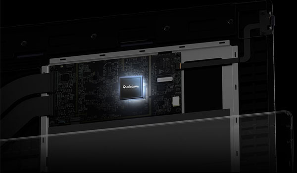 4-kärnig Qualcomm-processor med 2 GHz klockfrekvens och 2 GB RAM 4-kärnig Qualcomm-processor med 2 GHz klockfrekvens och 2 GB RAM