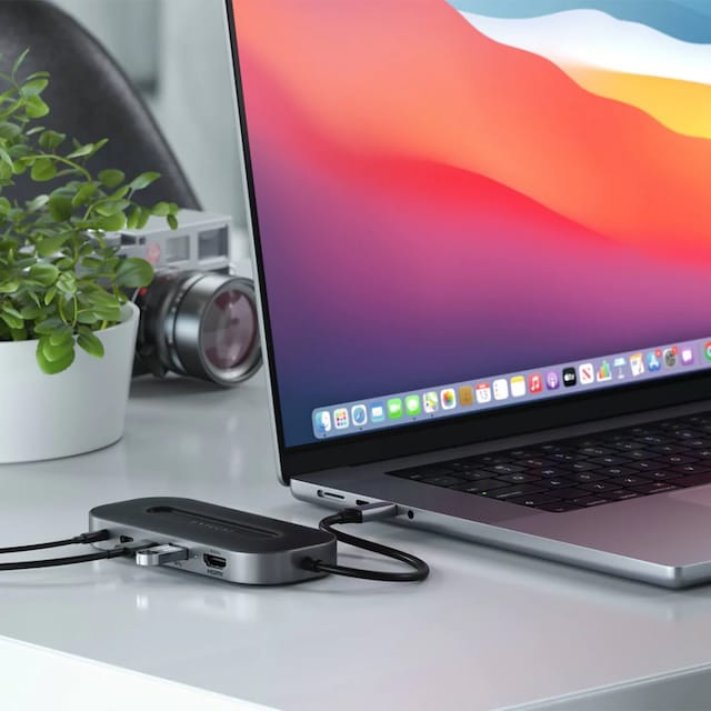 Innehåller alla portar du behöver för att slutföra din arbets- eller hemkonfiguration